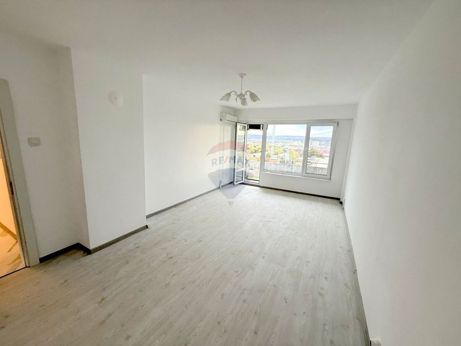 Продава се Двустаен апартамент в Варна, Трошево - 60 кв.м за 2317 €/кв.м - Снимка #1