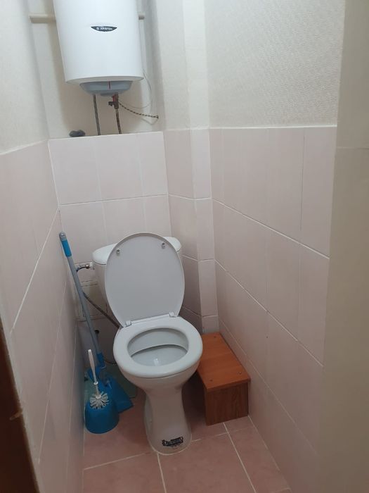 Продается 2-комн (7-50, 1 эт)