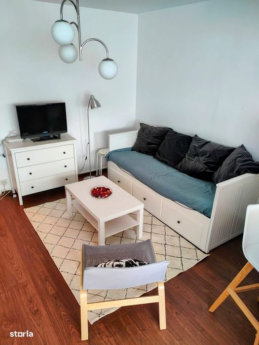 Proprietar, inchiriez garsoniera pe strada Avrig