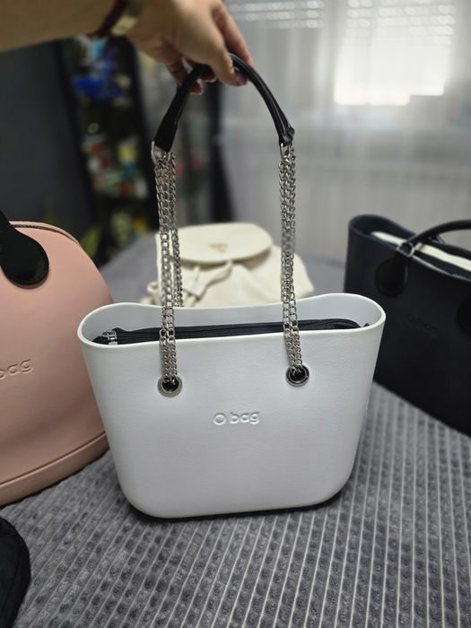 Obag / Guess чанти и раници