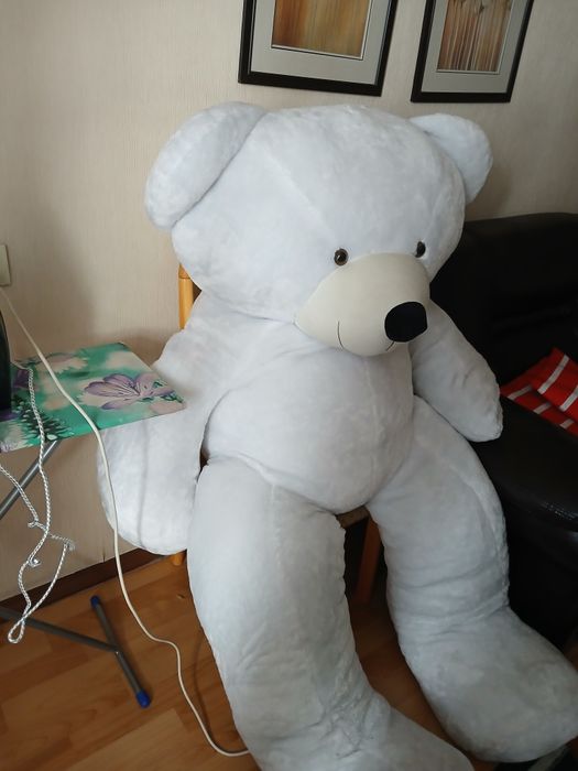 Мишка большой плюшевый