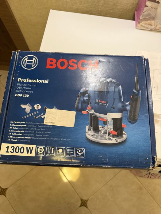 Продам вертикальную фрезу бош