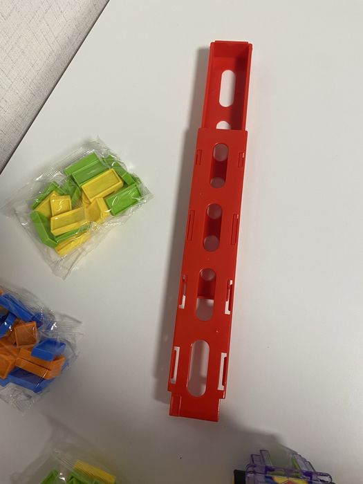 Самоподреждащо се домино - влак, влакче с музика