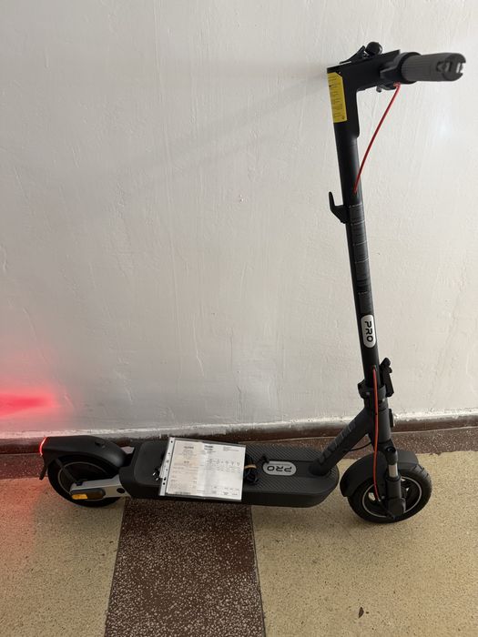 Trotineta electrica Xiaomi Scooter 5 Pro 25km/h 10 inch pliabila Garantie 2029