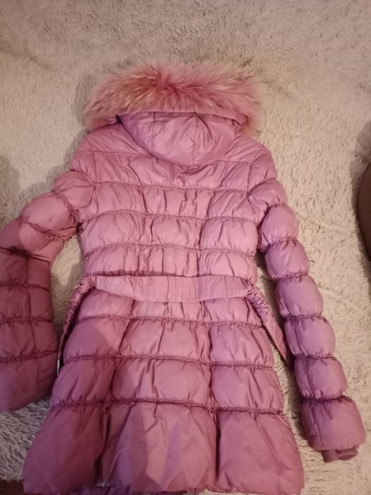 Продам куртку на девочку зима
