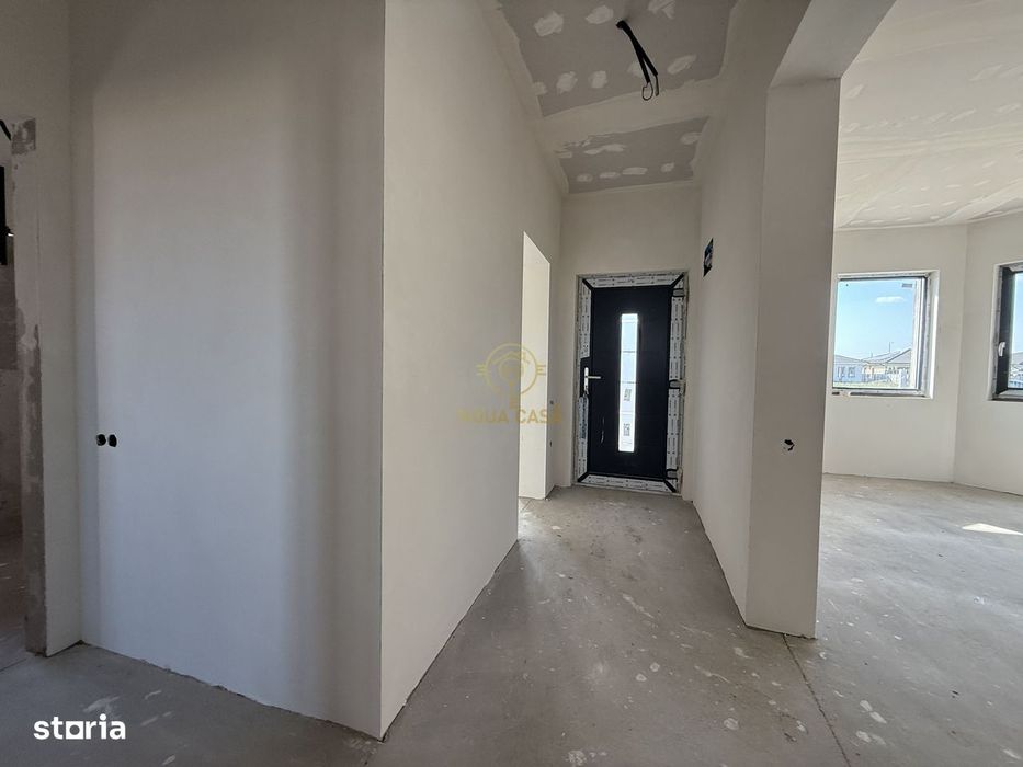 De Vanzare Casa 3 Dormitoare/Garaj/Terasa cu Teren Generos de  650MP