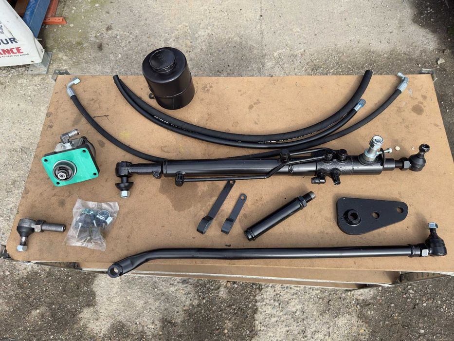 KIT SERVODIRECTIE pentru Tractor UTB U-445, 450, 480, 550