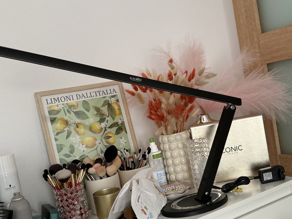 Lampa masa manichiura Luxorise