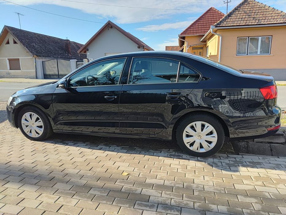 Vw Jetta 1.6 euro 5 an 2013 automată