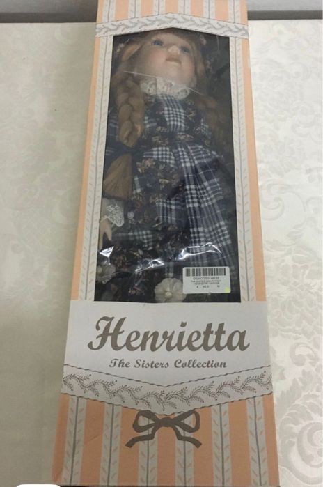 Vând păpușă Henrietta