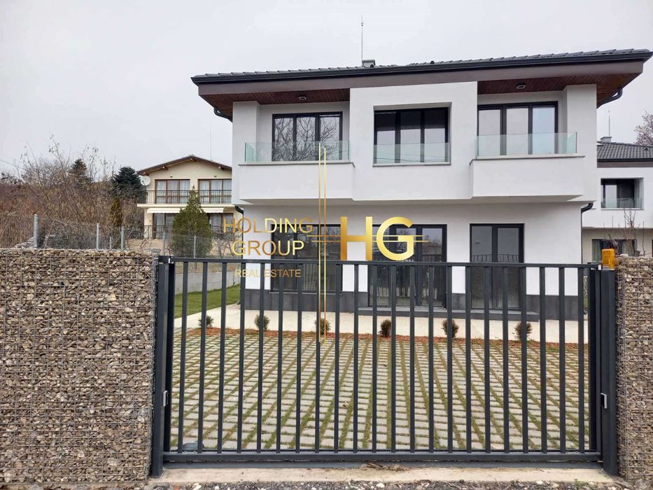 Продава се Къща в Варна, м-т Св. Никола - 160 кв.м за 2394 €/кв.м - Снимка #1