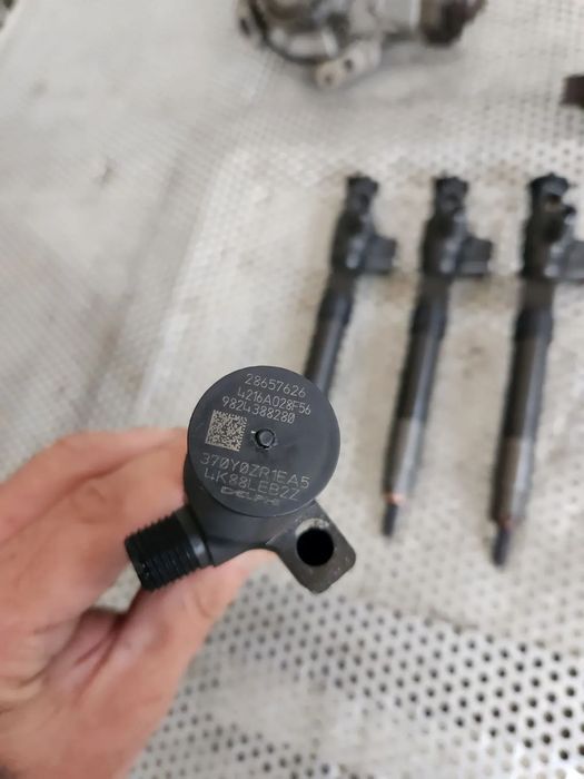 Injectoare Injector Kit Injectie Pompa Inalta Presiune Citroen Jumper Peugeot Boxer 2.2 BlueHdi Eur