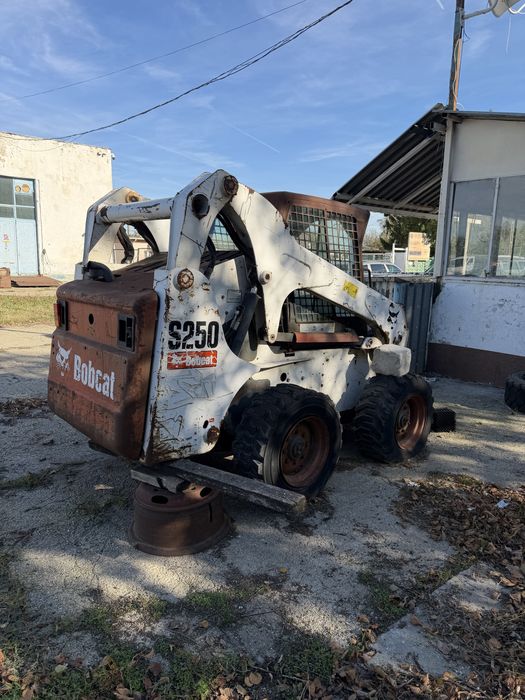 Bobcat S250