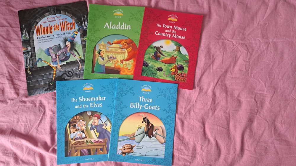 Учебници Британика(ПИСАНО С ХИМИКАЛ) и книжки