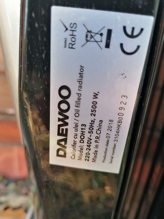 Vând calorifer electric pe ulei