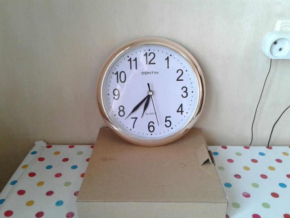 Часы настенные, новые