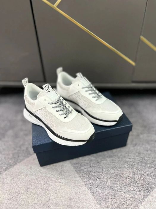 CD Vibe B27 Sneaker "White and Silver Dior Oblique"