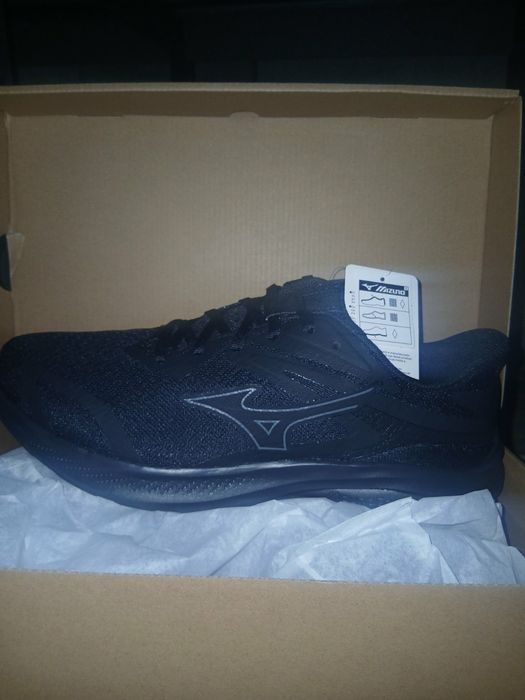 Маратонки Mizuno