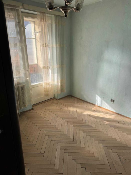 Vând apartament 2 camere, etaj 1, decomandat, DISPONIBIL IMEDIAT