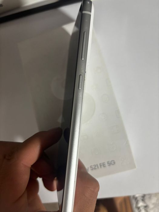 Vand s21FE 5G  Negociabil