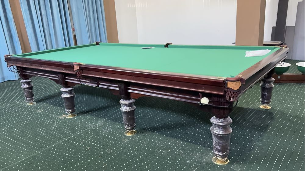 Premier billiard stollar