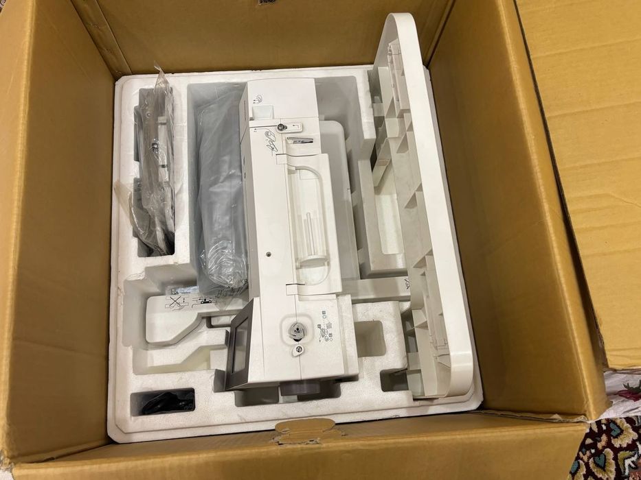 Швейная машина Janome 550E