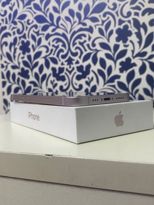 Продавам iphone 13pin