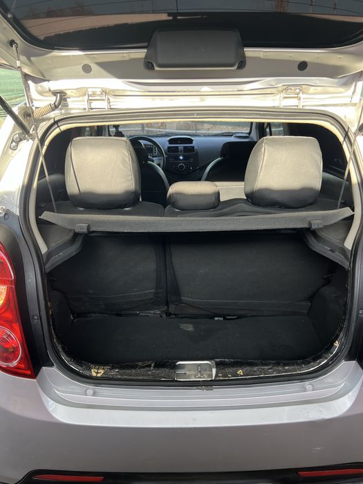 Продается Спарк 3 позиция 1,25л пробег 77,000