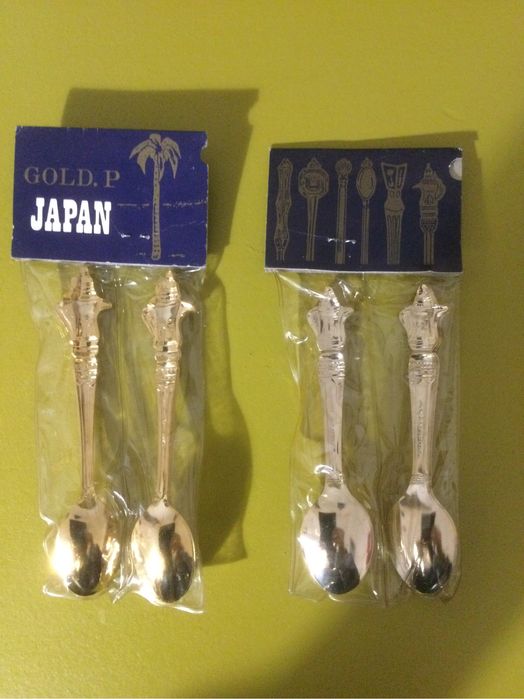 Малки лъжички нови