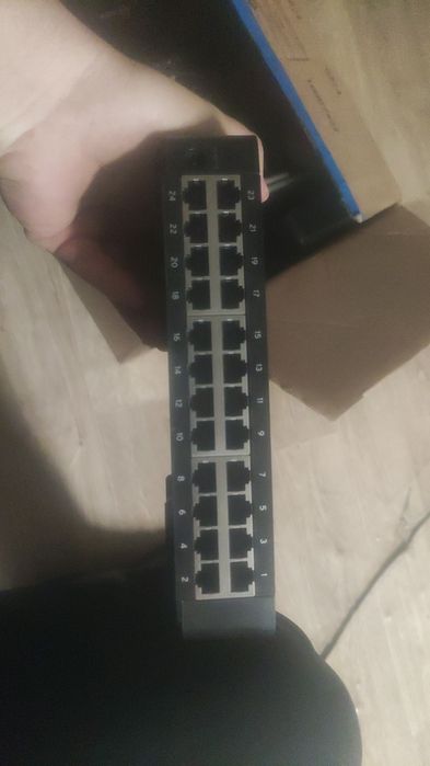 Коммутатор Tp link 24 порт