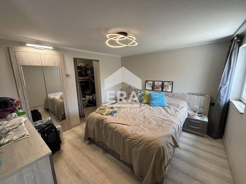 Продава се Къща в Хасково, Дружба 1 - 230 кв.м за 860 €/кв.м - Снимка #7