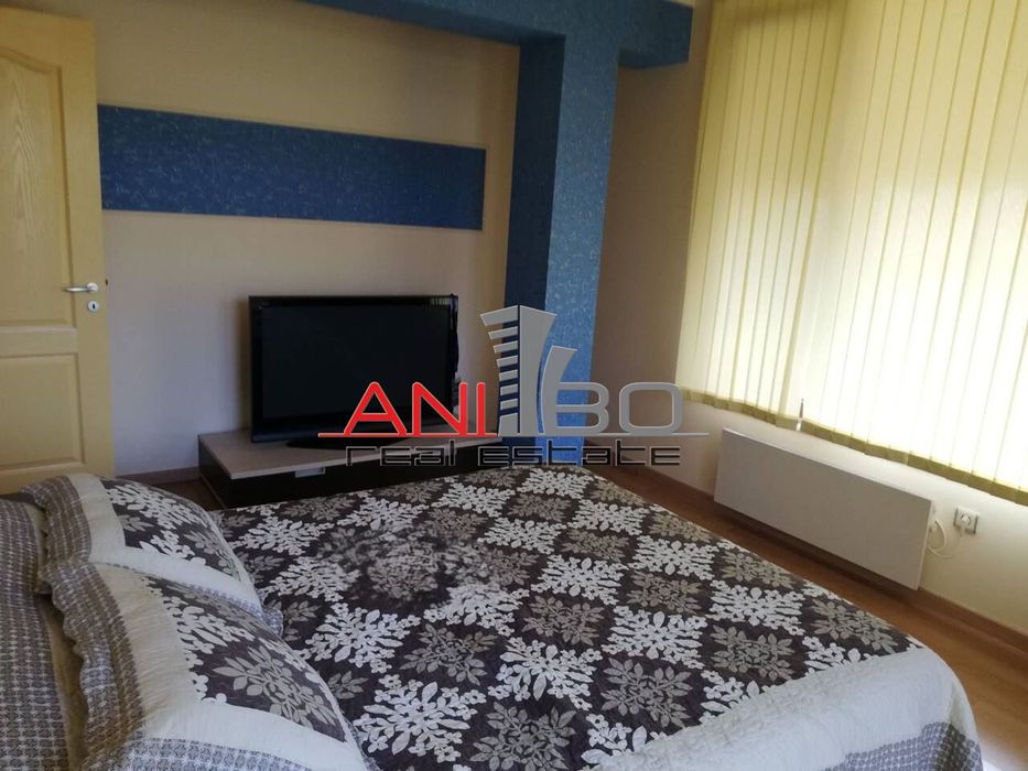 Продава се Къща в Варна, м-т Траката - 200 кв.м за 2150 €/кв.м - Снимка #1