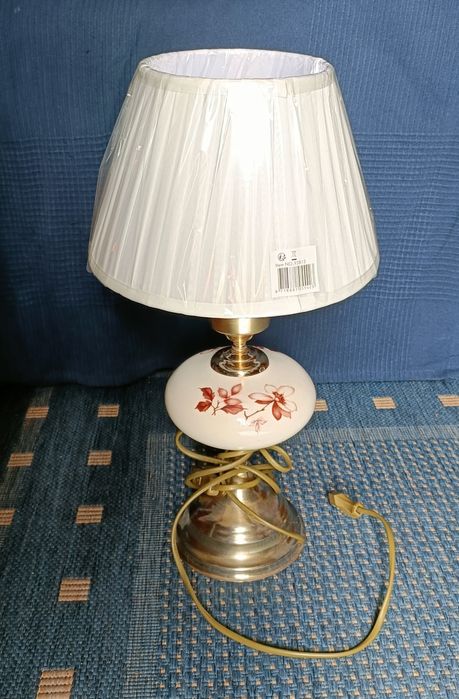 Veioză vintage cu abajur nou