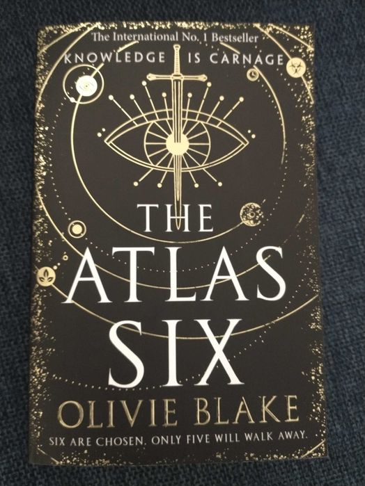 Книгата на Olivie Blake "The Atlas Six"