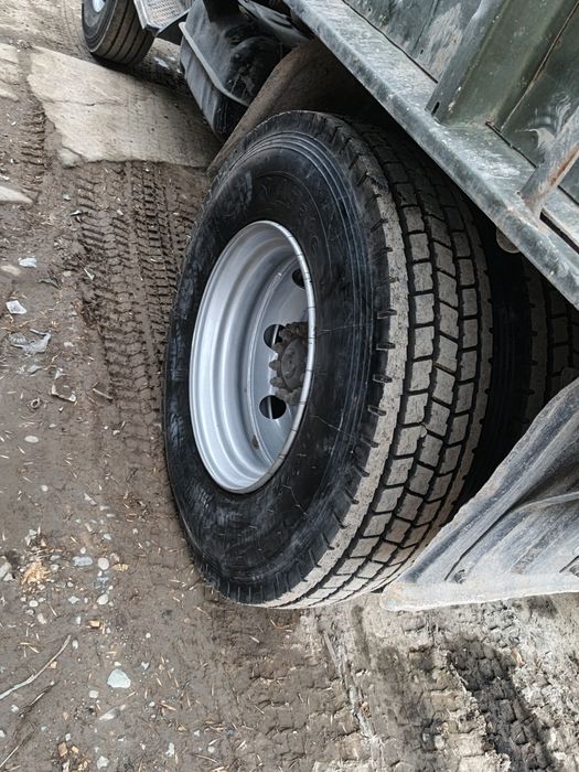 Zil 130 samasval srochna sotiladi xolati ideal umuman ishi yoq