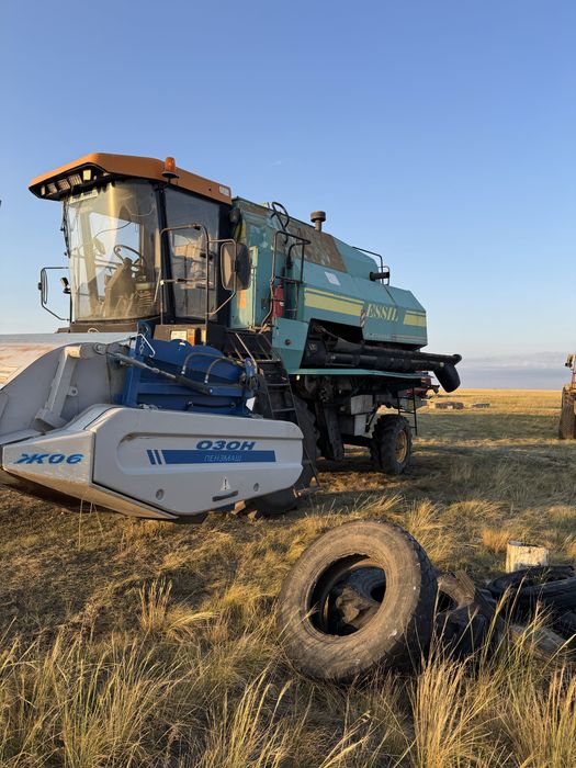 Продам комбайн Есил 740