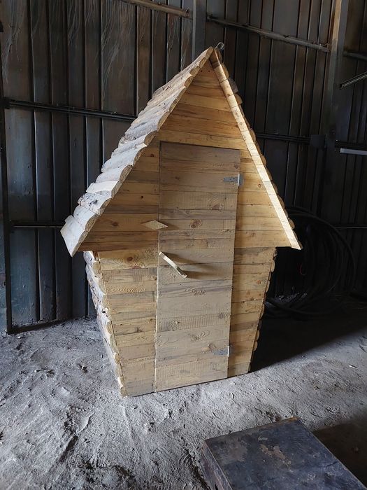 Уличный туалет новый