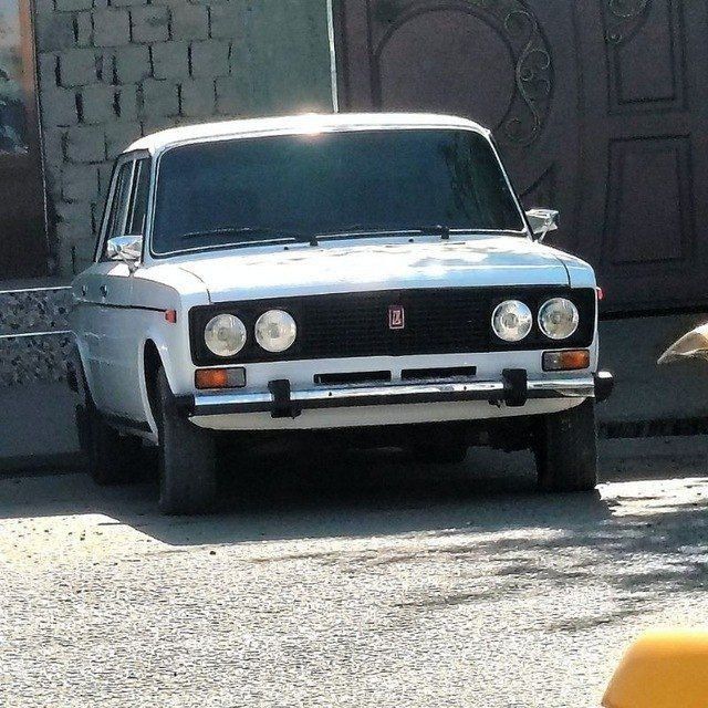 Vaz 2106 sotiladi