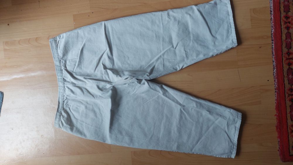 Продам капри и летние брюки