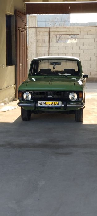 Sotiladi Moskvich 412