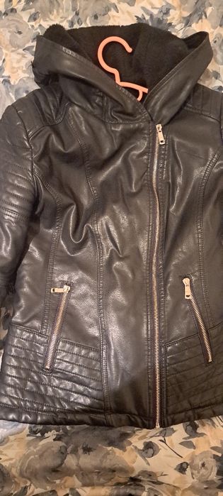 Яке М размер. Използвано само 3 пъти по поводи