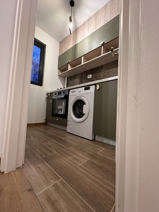 - Garsoniera de inchiriat -