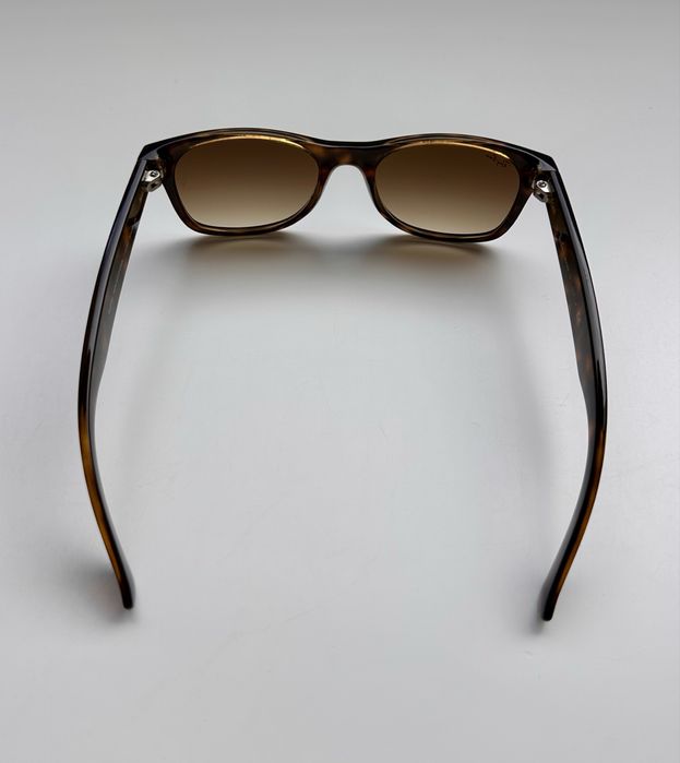 Ray Ban New Wayfarer RB2132 52-18 Havana Brown Gradient