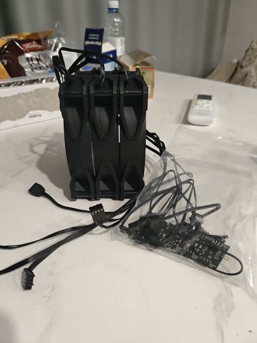 Вентиляторы 120мм, 3 штук