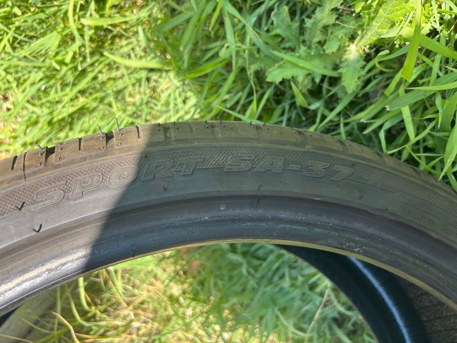 245/35/20 закупени малко преди края на лятото на 2025 г.