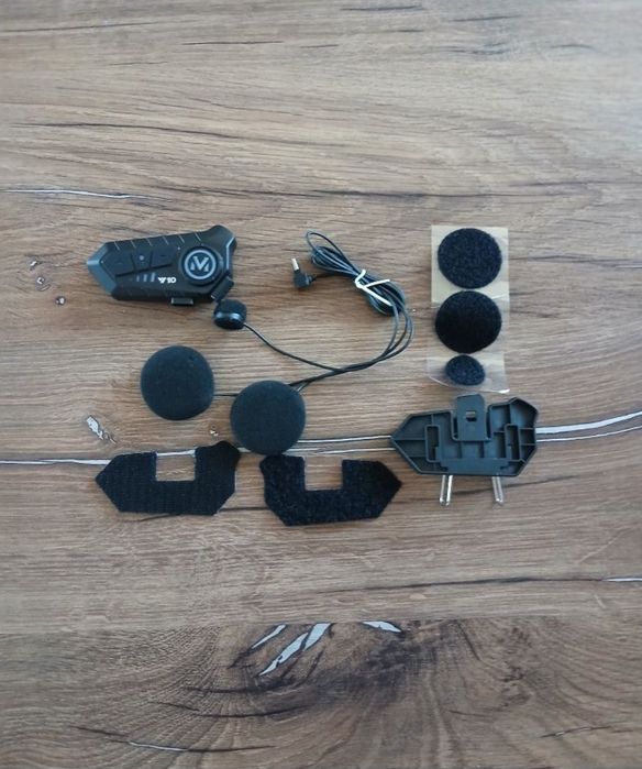 Sistem audio casca motocicleta (intercom)