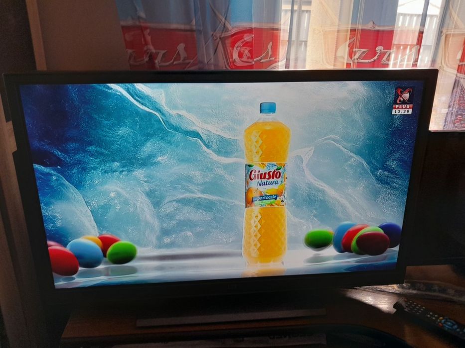 Televizor LED LG  85 cm diagonala ca nou