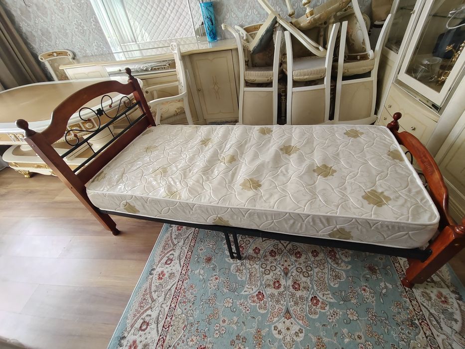 Кровать малайзия 200х90