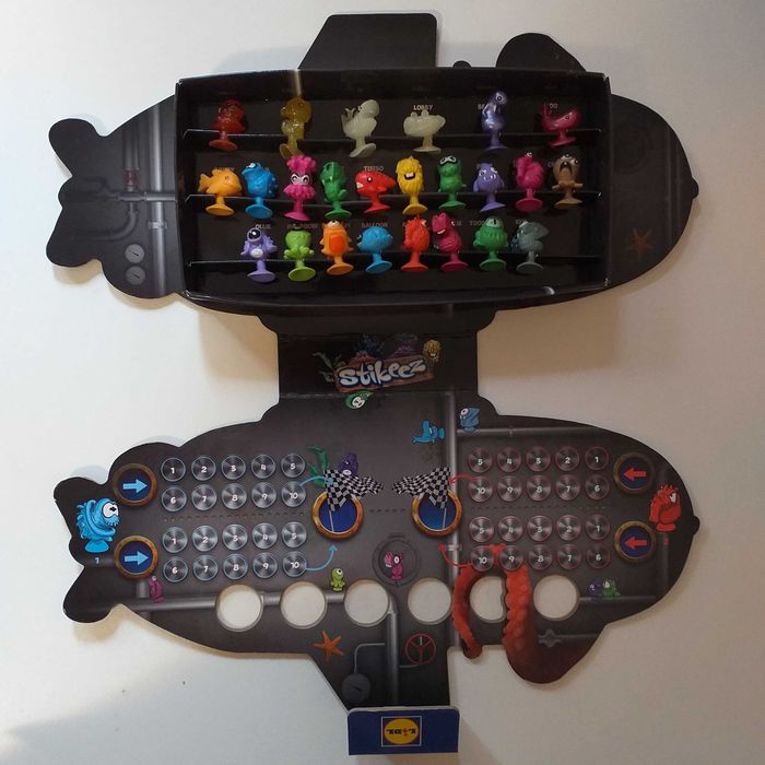 album colectie jucarii figurine stikeez strumpfi star wars gasca zurli