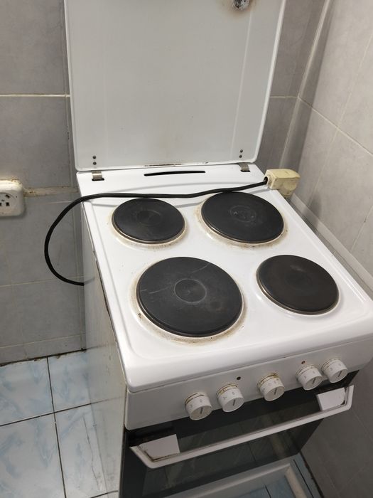 Продается плита ,мясорубка,мультиварка